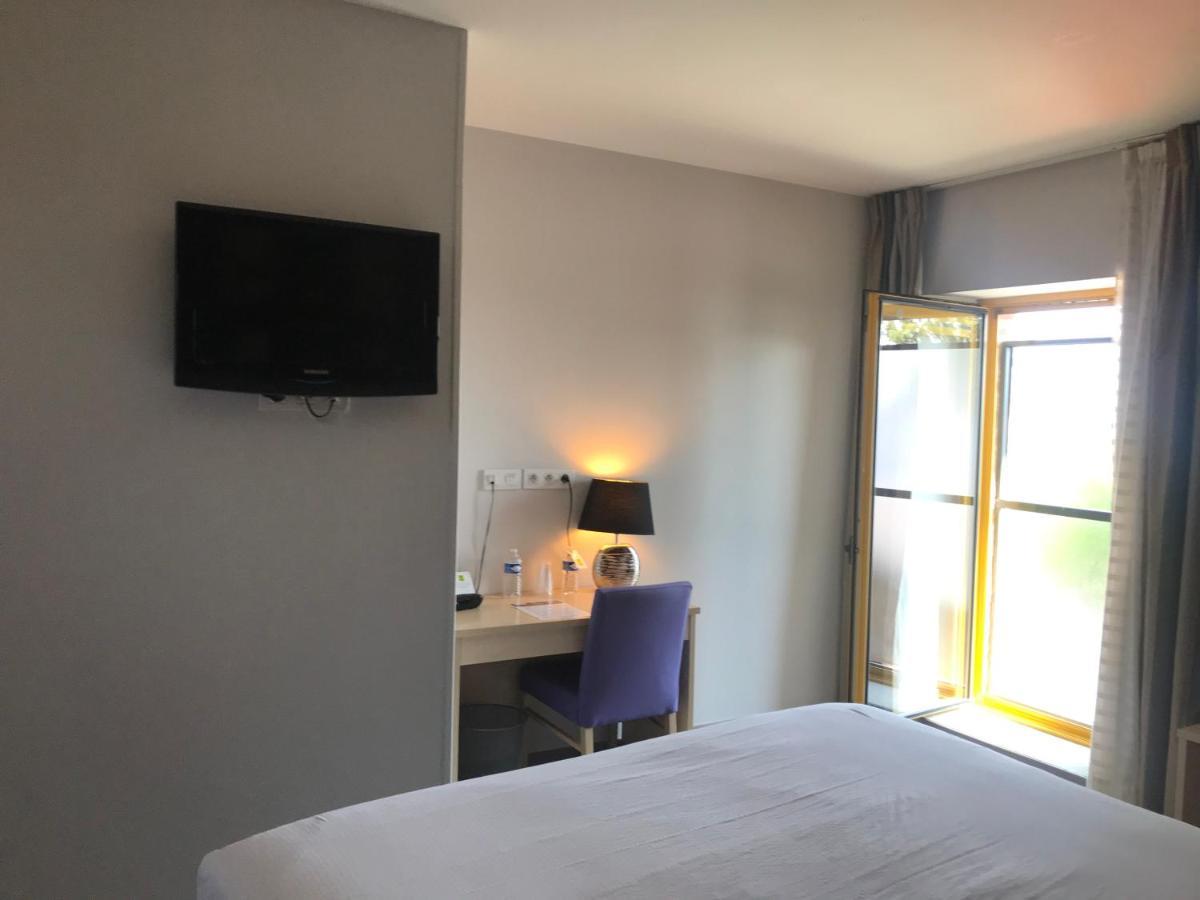 Hotel Les Palis Grand-Fougeray Esterno foto