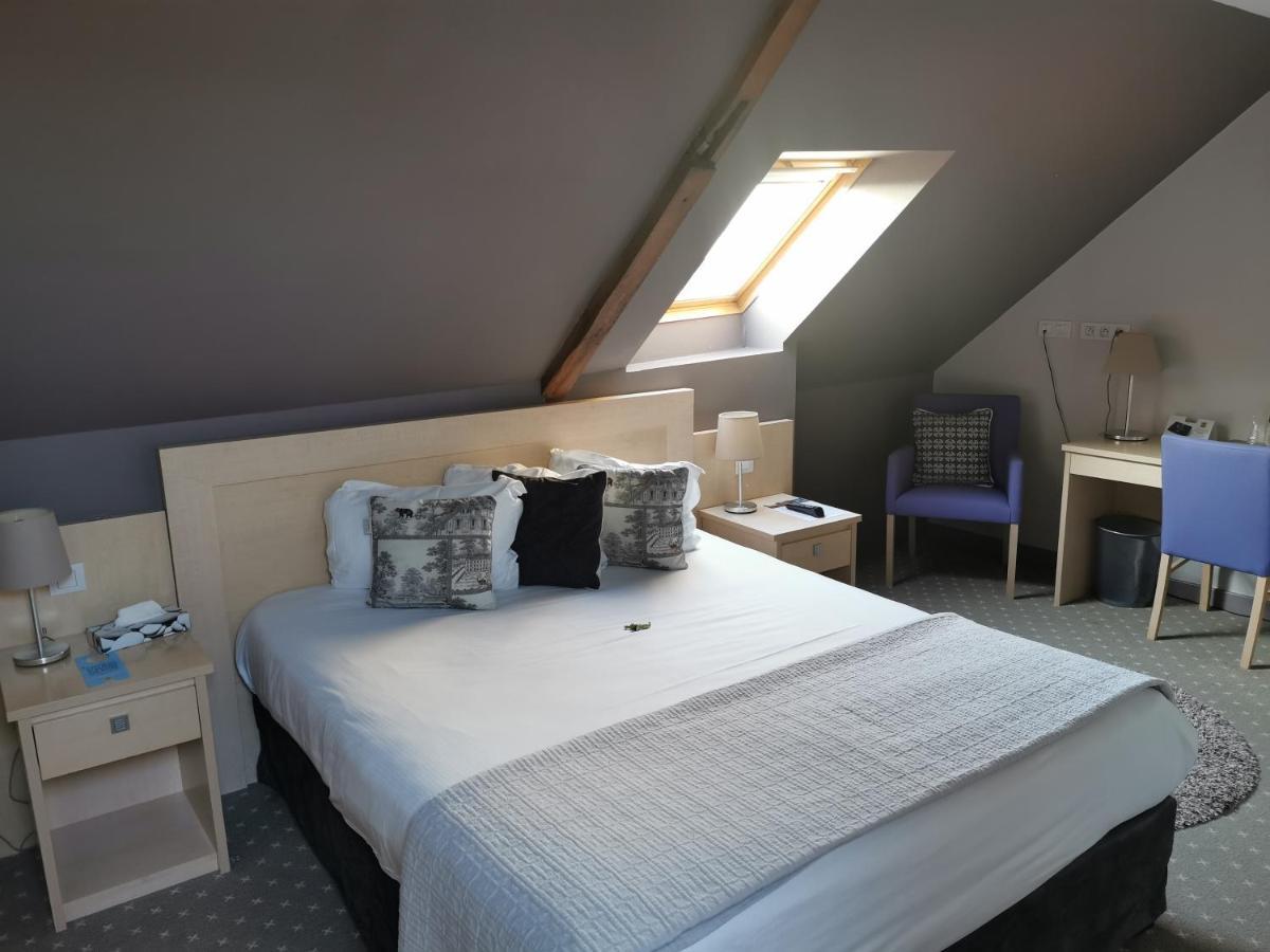 Hotel Les Palis Grand-Fougeray Esterno foto