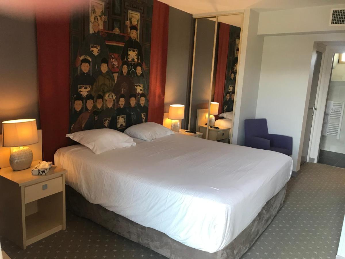 Hotel Les Palis Grand-Fougeray Esterno foto
